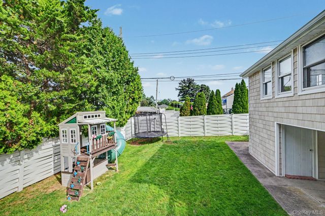 423 Bellevue Avenue, Yonkers, NY 10703