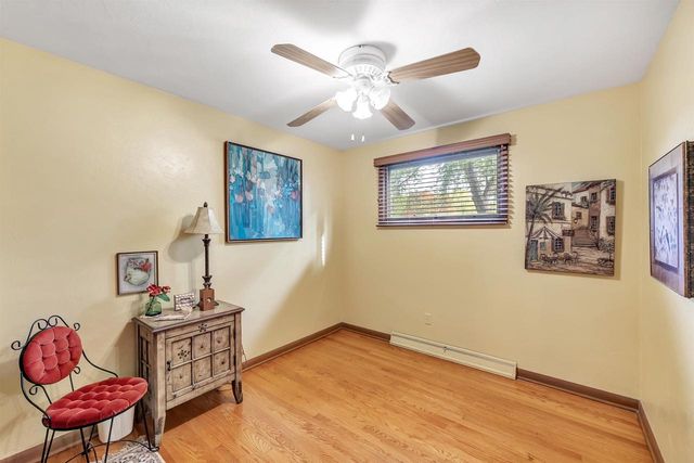 2697 BEAUMONT STREET, Green Bay, WI 54301