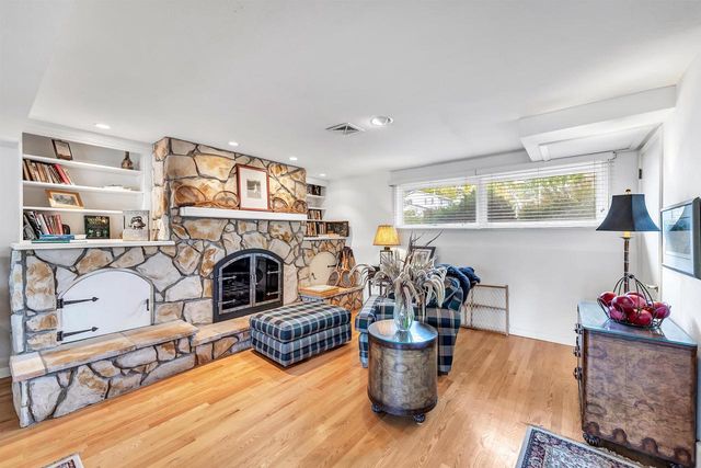 2697 BEAUMONT STREET, Green Bay, WI 54301