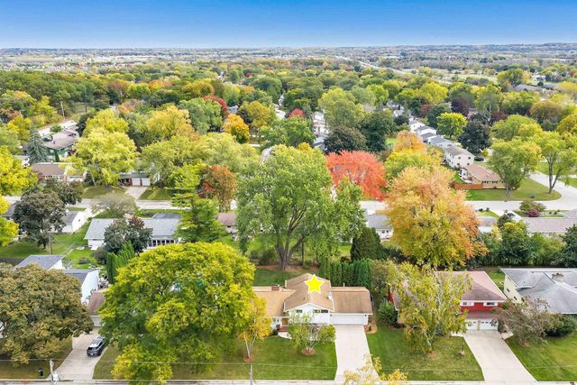 2697 BEAUMONT STREET, Green Bay, WI 54301