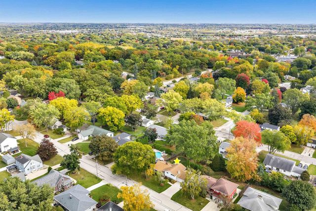2697 BEAUMONT STREET, Green Bay, WI 54301