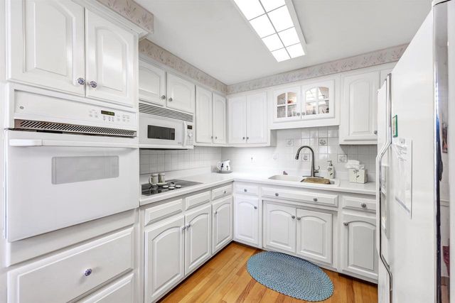 2697 BEAUMONT STREET, Green Bay, WI 54301