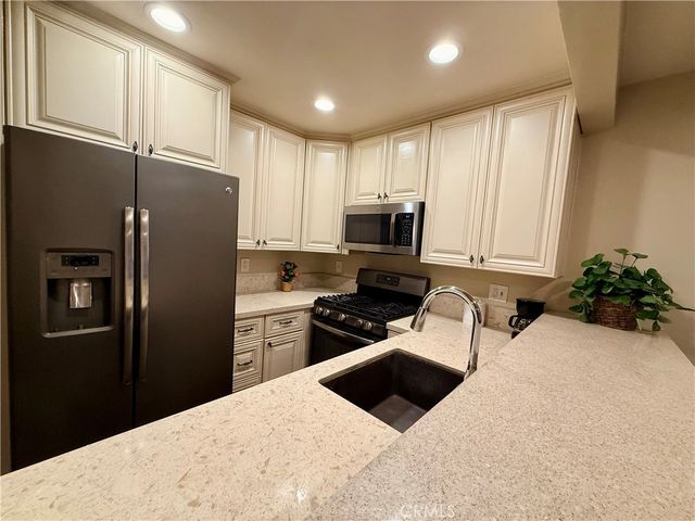 1371 S Walnut 3006, Anaheim, CA 92802