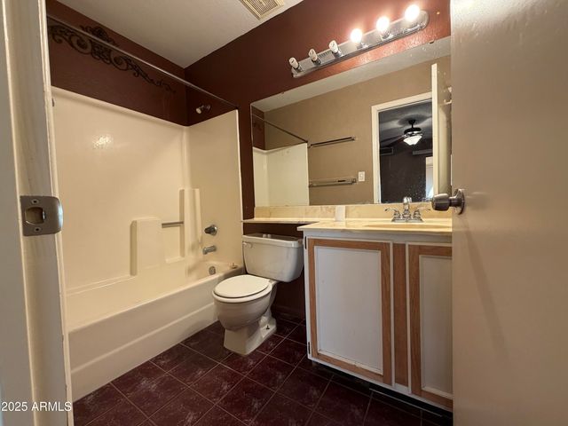 2138 S CLUBHOUSE Drive, Casa Grande, AZ 85194