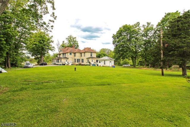 111 Decker Pond Rd, Green Twp., NJ 07821