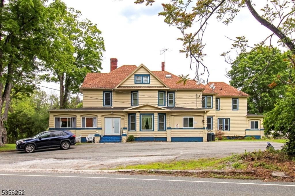 111 Decker Pond Rd, Green Twp., NJ 07821