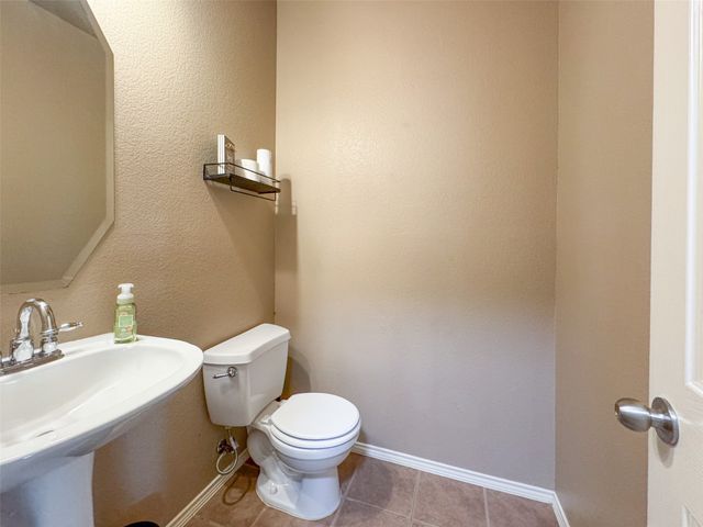 15536 Adlong Drive, Fort Worth, TX 76262