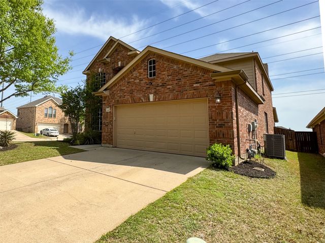 15536 Adlong Drive, Fort Worth, TX 76262