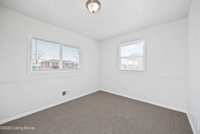 4100 Caven Ct, Louisville, KY 40229