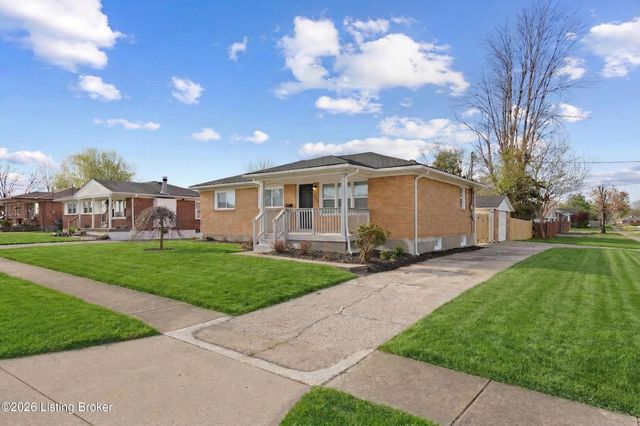 4100 Caven Ct, Louisville, KY 40229