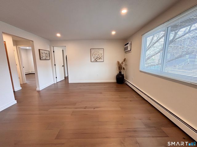 43 George Avenue B, Groton, CT 06340