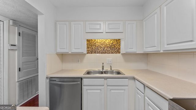 2468 Lehaven Drive, Tucker, GA 30084