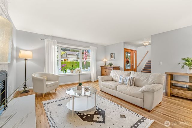 11907 NE 133rd Place, Kirkland, WA 98034