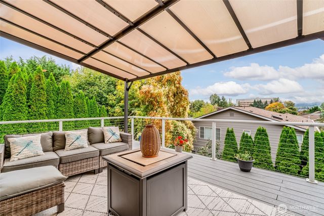 11907 NE 133rd Place, Kirkland, WA 98034