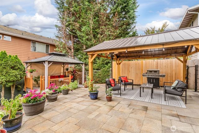 11907 NE 133rd Place, Kirkland, WA 98034