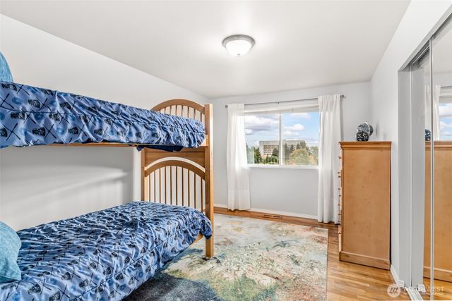 11907 NE 133rd Place, Kirkland, WA 98034