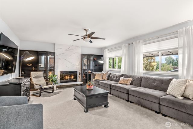 11907 NE 133rd Place, Kirkland, WA 98034