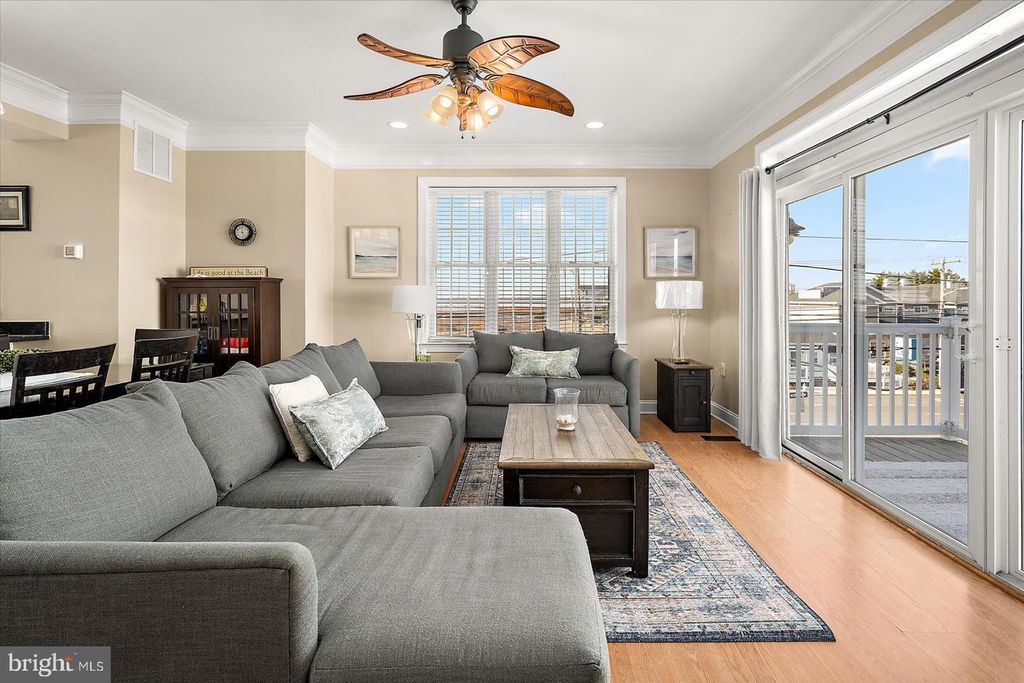 Image 6 of property listing at 17 78TH ST #D, Ocean City, MD 21842