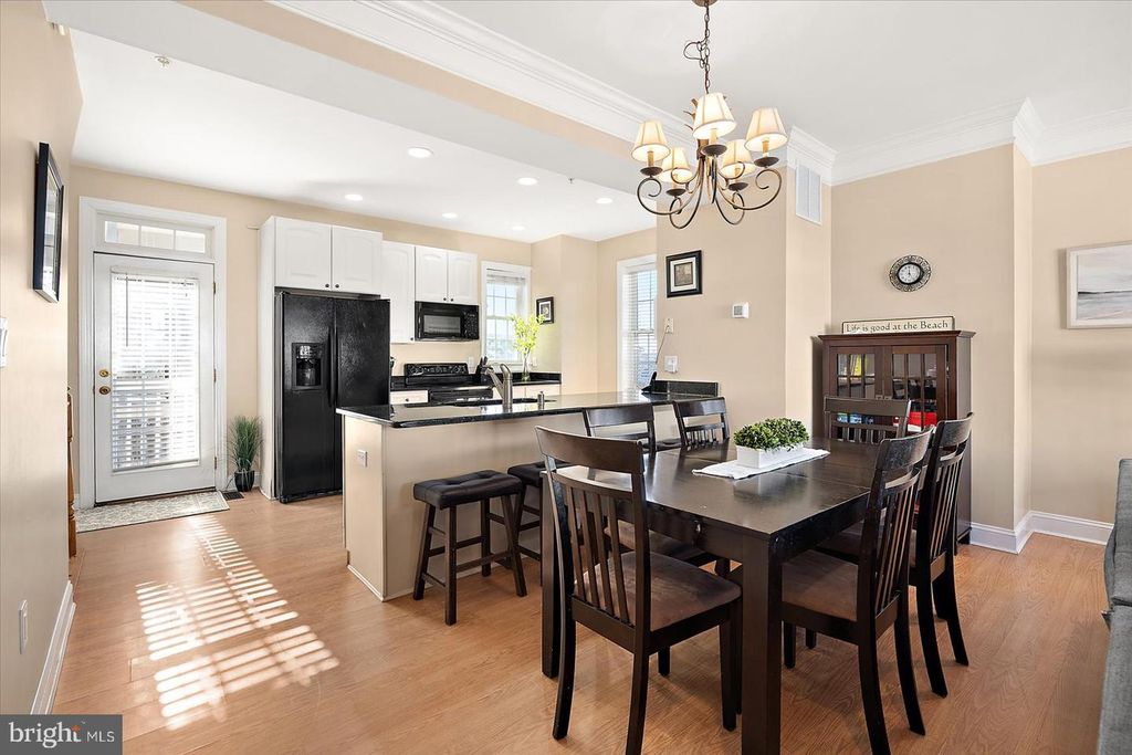 Image 17 of property listing at 17 78TH ST #D, Ocean City, MD 21842