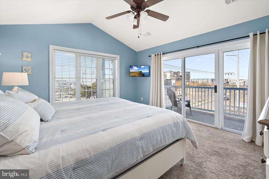 Image 33 of property listing at 17 78TH ST #D, Ocean City, MD 21842