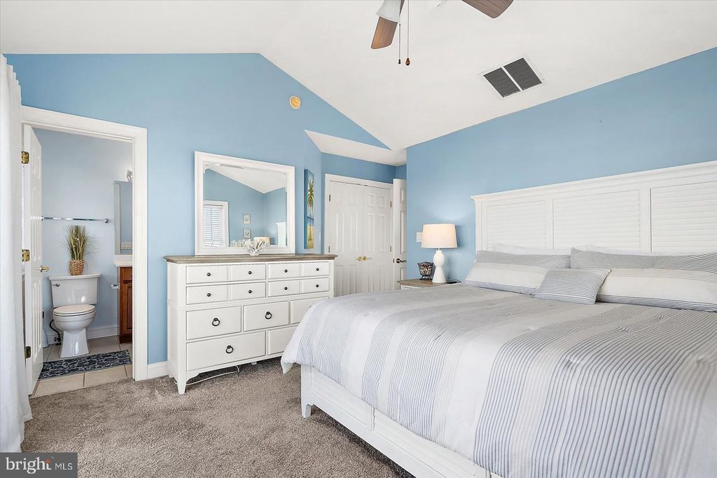 Image 35 of property listing at 17 78TH ST #D, Ocean City, MD 21842