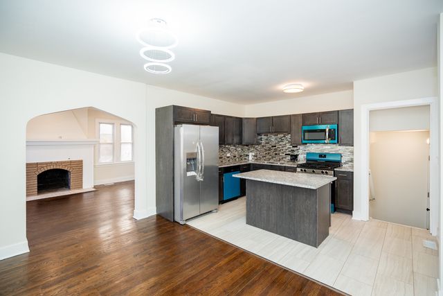 15641 Marshfield Avenue, Harvey, IL 60426