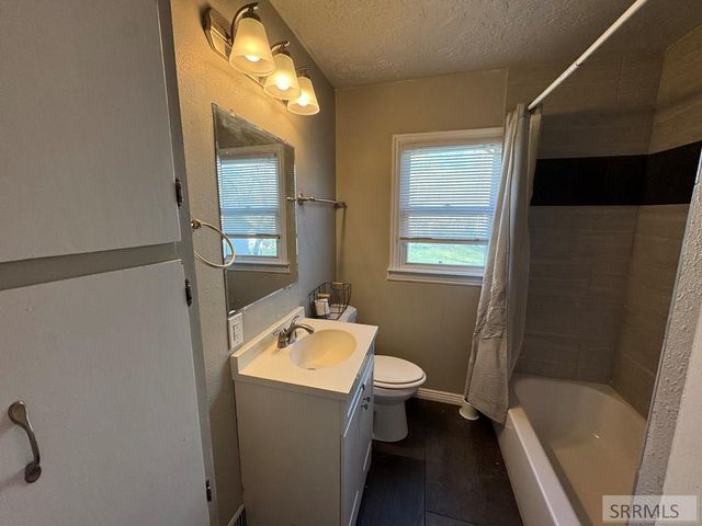 3516 Hawthorne Road, Pocatello, ID 83201