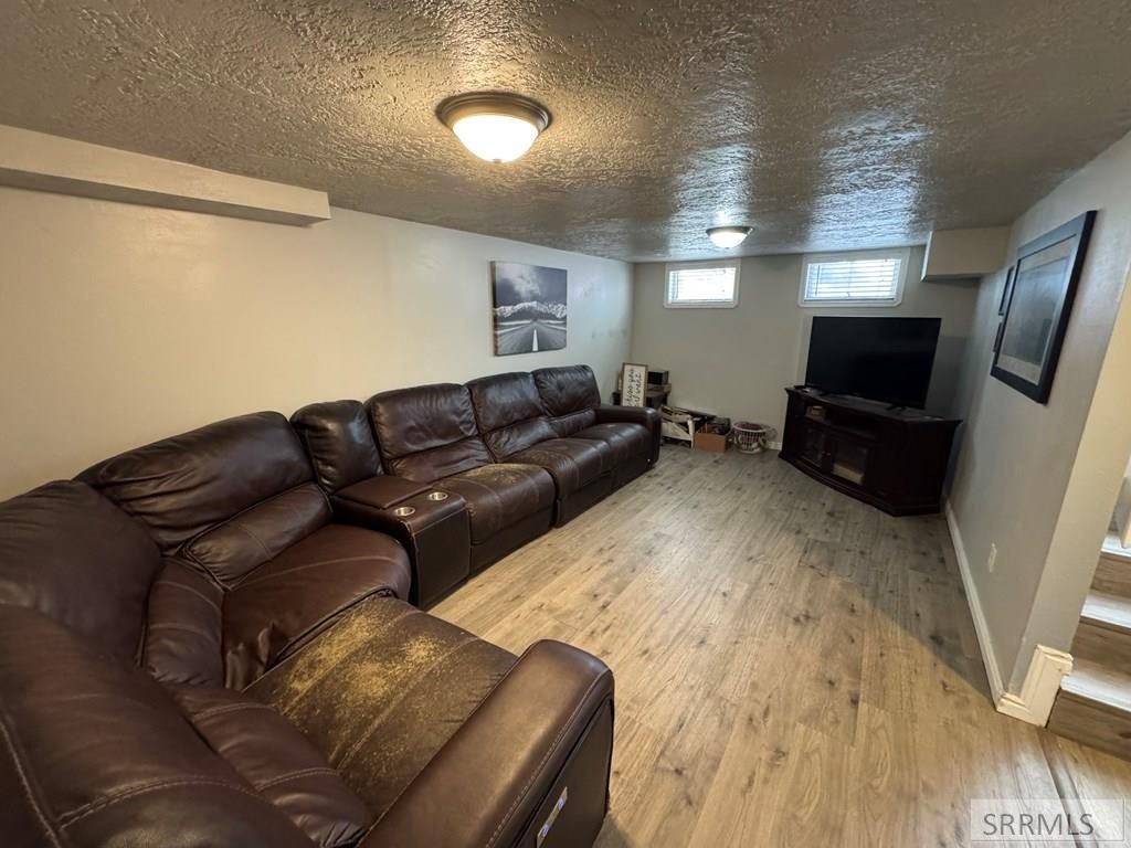 Image 15 of property listing at 3516 Hawthorne Road, Pocatello, ID 83201