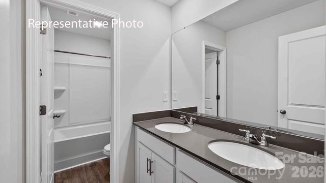 110 Pecan Grove Lane, Statesville, NC 28677
