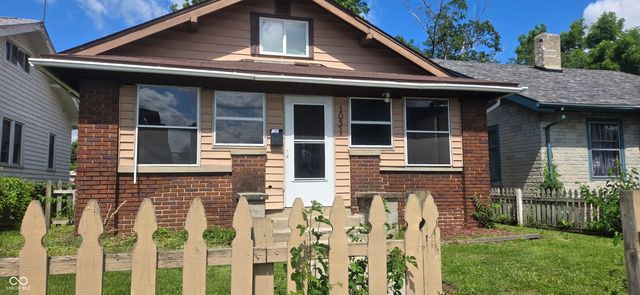1031 Hendricks Street, Anderson, IN 46016