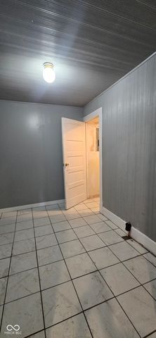 1031 Hendricks Street, Anderson, IN 46016