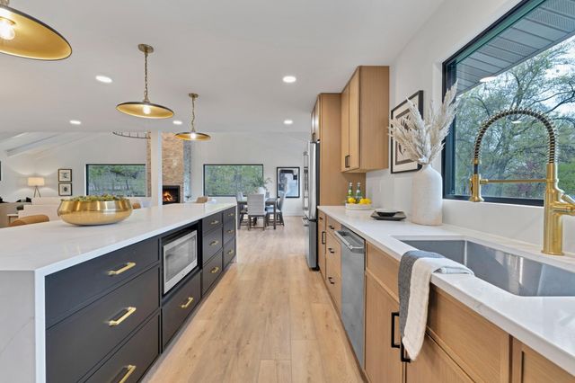 6905 Dakota Trail, Edina, MN 55439