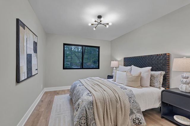 6905 Dakota Trail, Edina, MN 55439