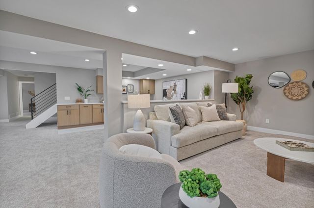 6905 Dakota Trail, Edina, MN 55439