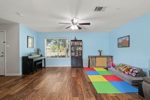 311 Towne House Lane, Richardson, TX 75081