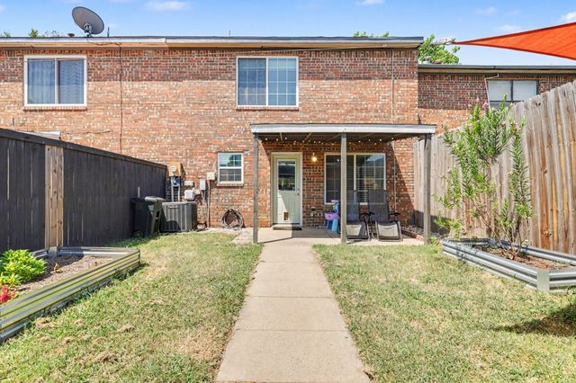 311 Towne House Lane, Richardson, TX 75081