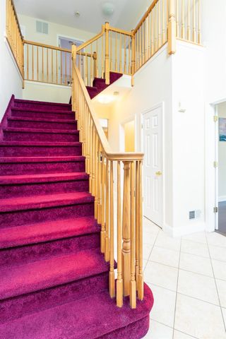 29 Vocisano Court, Piscataway, NJ 08854