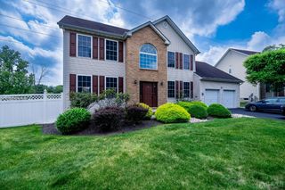 29 Vocisano Court, Piscataway, NJ 08854