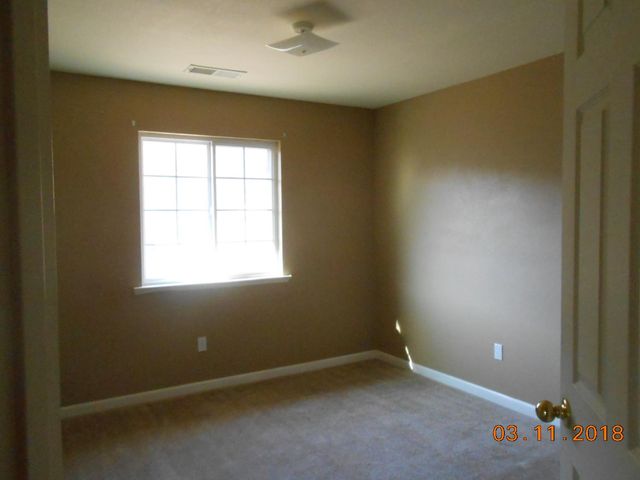 1773 Erwin Lane, Yokuts Valley, CA 93675