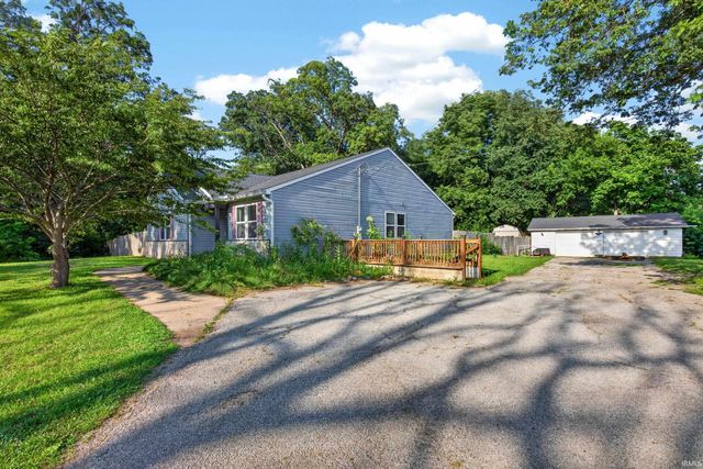 10991 S State Rd 43, Brookston, IN 47923