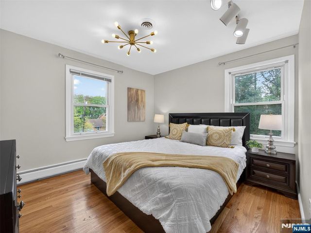 307 E Crescent Avenue, Ramsey, NJ 07446