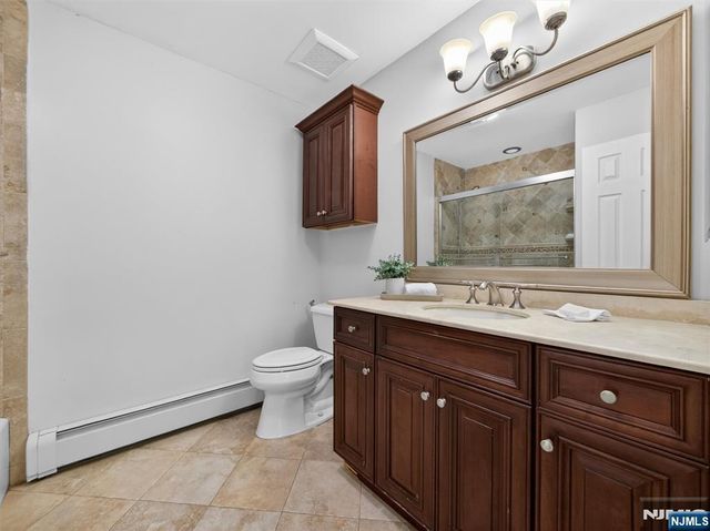 307 E Crescent Avenue, Ramsey, NJ 07446