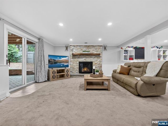 307 E Crescent Avenue, Ramsey, NJ 07446