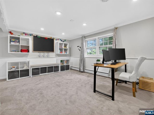 307 E Crescent Avenue, Ramsey, NJ 07446