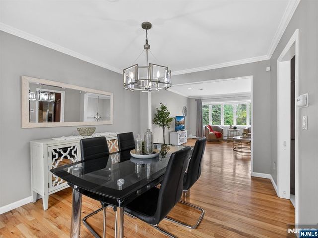 307 E Crescent Avenue, Ramsey, NJ 07446
