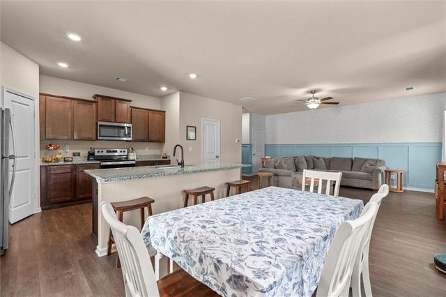 302 Augusta Woods Drive, Villa Rica, GA 30180
