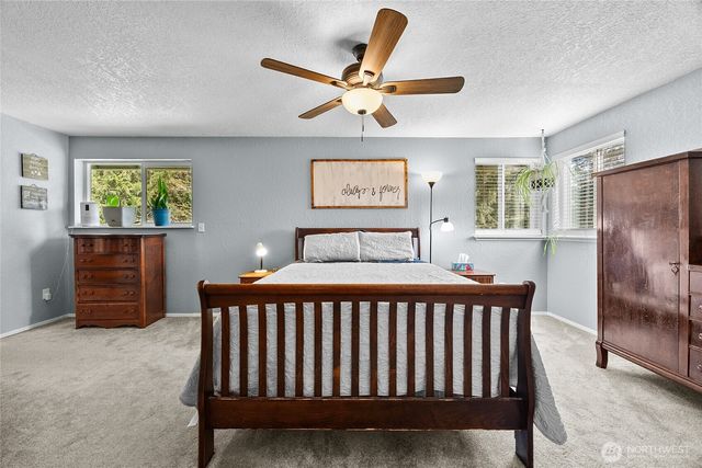 809 148th Street Ct E, Tacoma, WA 98445