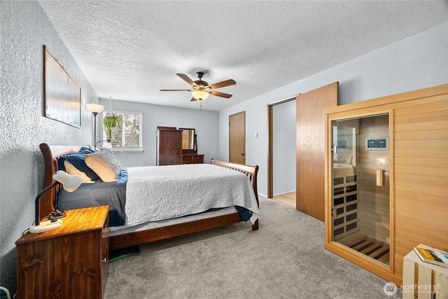 809 148th Street Ct E, Tacoma, WA 98445