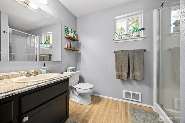 809 148th Street Ct E, Tacoma, WA 98445