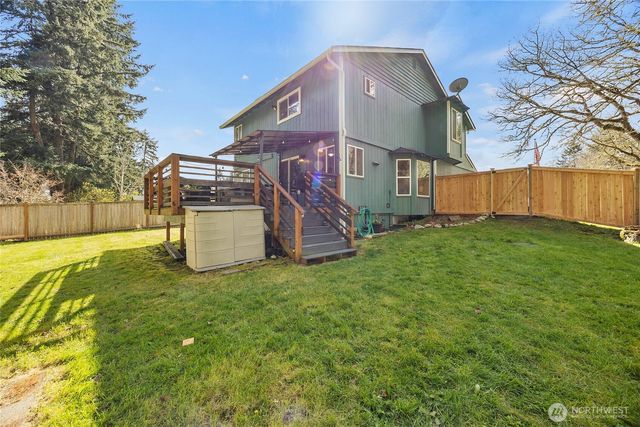 809 148th Street Ct E, Tacoma, WA 98445